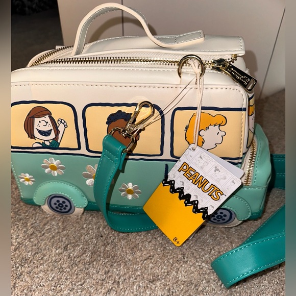 NWT Loundgefly Peanuts Road Trip Crossbody Bag. - Picture 6 of 8